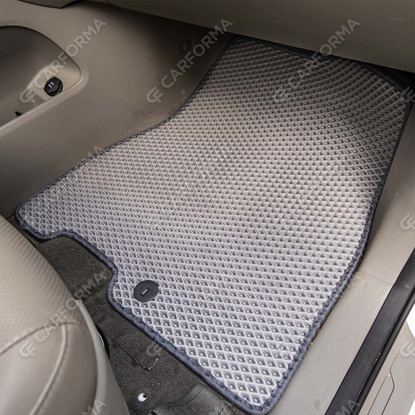 Ворсовые коврики на KIA Carnival III 7 мест 2014&nbsp;-&nbsp;2021 в Таганроге