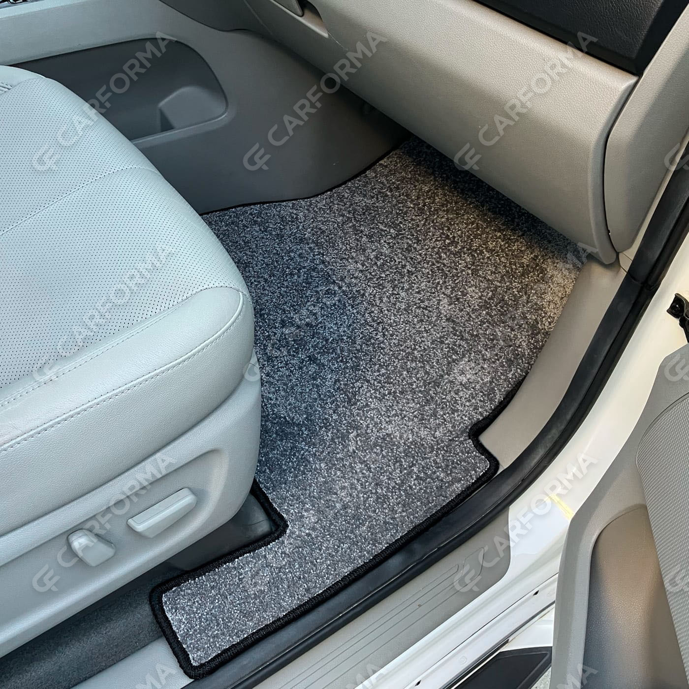 Ворсовые коврики на KIA Carnival III 7 мест 2014&nbsp;-&nbsp;2021 в Таганроге