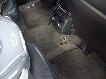 Ворсовые коврики на Audi Q7 I 2005 - 2015 в Таганроге