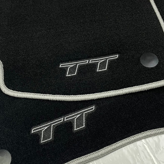 Ворсовые коврики на Audi TT (8N) 1998 - 2006 в Таганроге