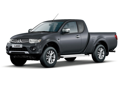 Ворсовые коврики на Mitsubishi L200 IV 2006 - 2016 в Таганроге