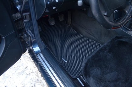 Ворсовые коврики на Mercedes C (W202) 1993 - 2000 в Таганроге
