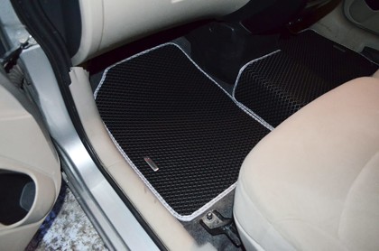 Ворсовые коврики на Mitsubishi Colt Plus VI 2004 - 2012 в Таганроге