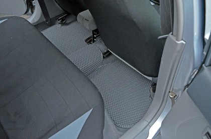 Ворсовые коврики на Toyota Starlet (P90) 1995 - 1999 в Таганроге