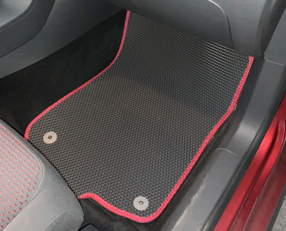 Ворсовые коврики на Seat Leon II 2005 - 2013 в Таганроге