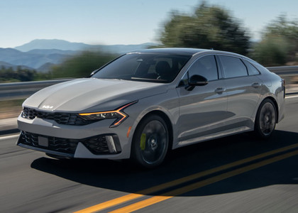 Ворсовые коврики на KIA K5 III 2019 - 2025 в Таганроге