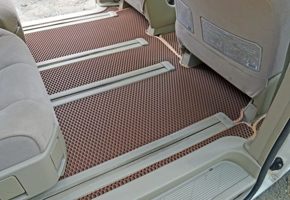 Коврики на Toyota Estima III 2006 - 2019 в Таганроге