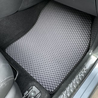 Ворсовые коврики на Toyota C-HR 2016 - 2025 в Таганроге