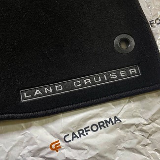 Ворсовые коврики на Toyota Land Cruiser 300 2021 - 2025 в Таганроге