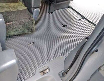 Ворсовые коврики на Toyota Voxy (R70) 2007 - 2013 в Таганроге