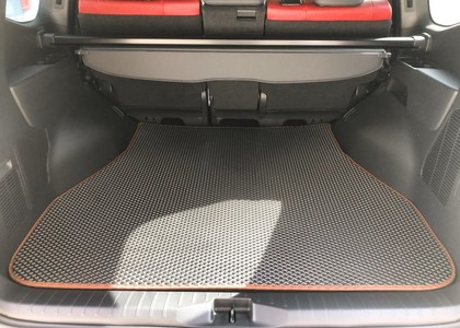 Ворсовые коврики на Toyota Land Cruiser 300 2021 - 2025 в Таганроге
