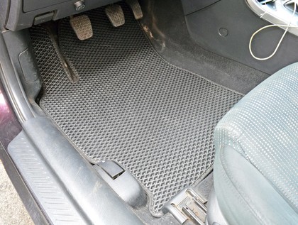 Ворсовые коврики на Mazda 6 2002 - 2008 в Таганроге