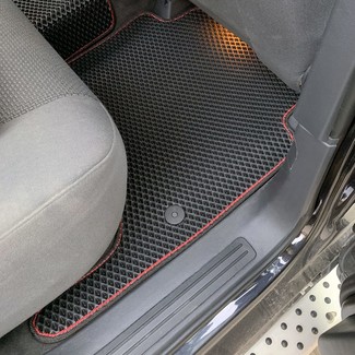 Ворсовые коврики на Volkswagen Touareg I 2002 - 2010 в Таганроге