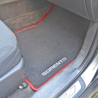 Ворсовые коврики на KIA Sorento II рестайлинг 2012 - 2021 в Таганроге