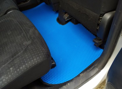 Ворсовые коврики на Toyota Ractis I 2005 - 2010 в Таганроге