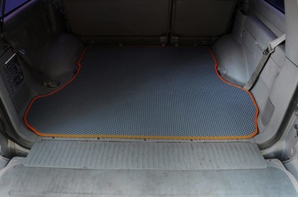 Ворсовые коврики на Toyota Land Cruiser 100 1998 - 2007 в Таганроге