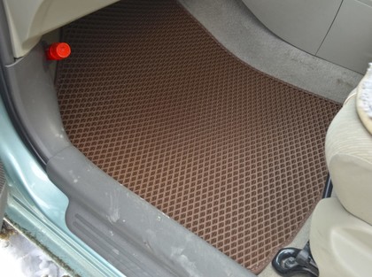 Ворсовые коврики на Toyota Belta 2005 - 2012 в Таганроге