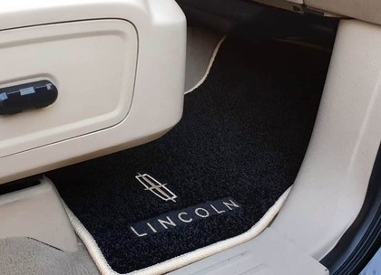 Ворсовые коврики на Lincoln Navigator III 2006 - 2017 в Таганроге