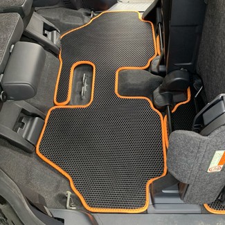 Ворсовые коврики на Toyota Sienta II 2015 - 2022 в Таганроге