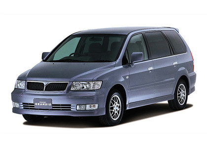 Ворсовые коврики на Mitsubishi Chariot Grandis 1997 - 2003 в Таганроге