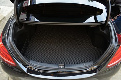 Ворсовые коврики на Mercedes C (W205) 2014 - 2023 в Таганроге