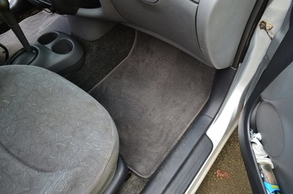 Ворсовые коврики на Toyota Yaris I 1999 - 2005 в Таганроге