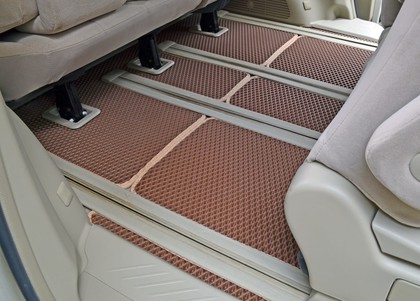 Коврики на Toyota Estima III 2006 - 2019 в Таганроге
