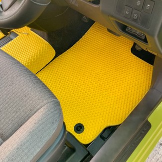Ворсовые коврики на Toyota Porte II 2012 - 2020 в Таганроге