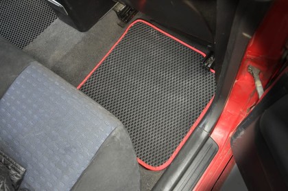 Ворсовые коврики на Mitsubishi Lancer IX 2000 - 2010 в Таганроге