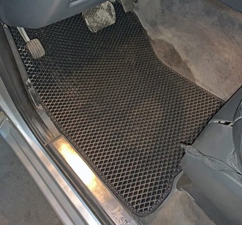 Ворсовые коврики на Mercedes ML (W163) 1997 - 2005 в Таганроге