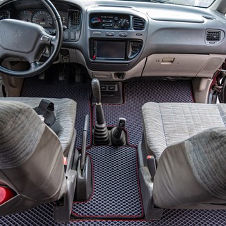 Ворсовые коврики на Mitsubishi Space Gear 1994 - 2007 в Таганроге