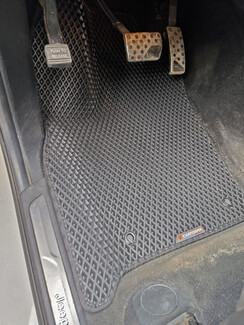 Ворсовые коврики на Jeep Grand Cherokee (WK2) 2010 - 2022 в Таганроге