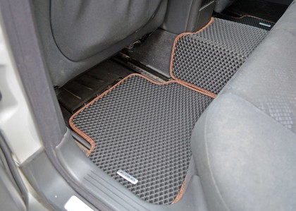Ворсовые коврики на Mercedes C (W203) 2000 - 2008 в Таганроге