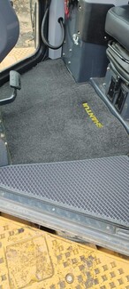 Коврики на Спецтехника Бульдозер Shantui DH24B3 XL  в Таганроге