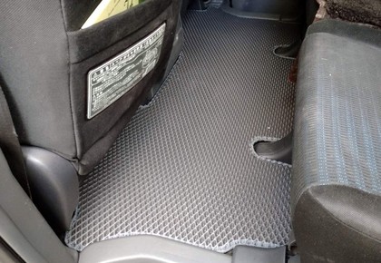Ворсовые коврики на Toyota Noah (R70) 2007 - 2013 в Таганроге