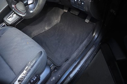 Ворсовые коврики на Subaru Forester II 2002 - 2008 в Таганроге