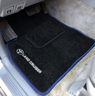 Ворсовые коврики на Toyota Land Cruiser 100 1998 - 2007 в Таганроге