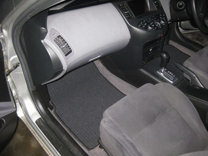 Ворсовые коврики на Nissan Primera (P12) 2001 - 2008 в Таганроге