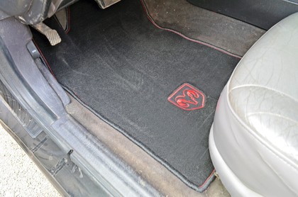 Ворсовые коврики на Dodge Intrepid II 1997 - 2004 в Таганроге