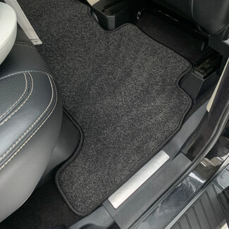 Ворсовые коврики на Land Rover Range Rover Sport I 2005 - 2013 в Таганроге