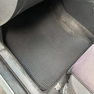 Коврики на Toyota Allex 2001 - 2006 в Таганроге