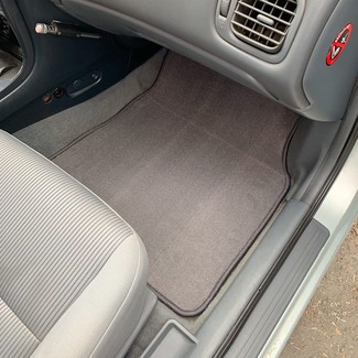 Ворсовые коврики на Nissan Almera Classic (B10) 2006 - 2013 в Таганроге