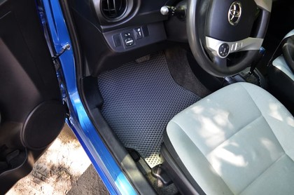 Коврики на Toyota Prius C 2011 - 2021 в Таганроге