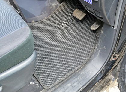 Ворсовые коврики на Toyota Voxy (R80) 2014 - 2021 в Таганроге