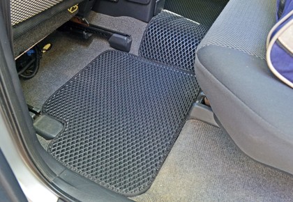 Ворсовые коврики на Toyota Rav4 II 2000 - 2006 в Таганроге