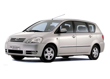 Коврики на Toyota Avensis Vesro II 2001 - 2009 в Таганроге