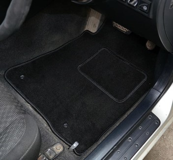Ворсовые коврики на Toyota Altezza 1998 - 2005 в Таганроге