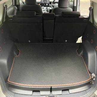 Ворсовые коврики на Toyota Sienta II 2015 - 2022 в Таганроге
