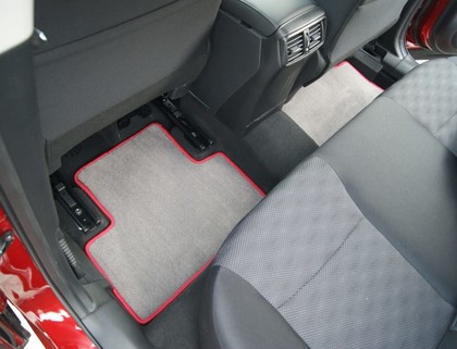 Ворсовые коврики на Nissan Qashqai (J11) (Английская сборка) 2013 - 2025 в Таганроге