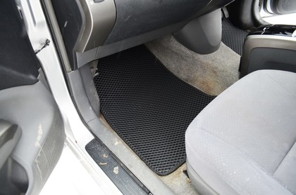 Ворсовые коврики на Toyota Prius (20) 2004 - 2009 в Таганроге